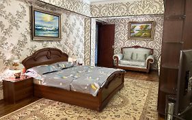 Comfort 2 Room Apartment City Center Tsum